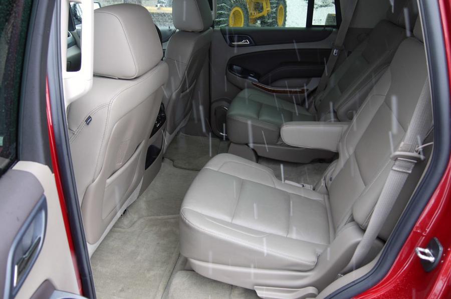  Chevrolet Tahoe 2015 года  (фото 19 из 62)